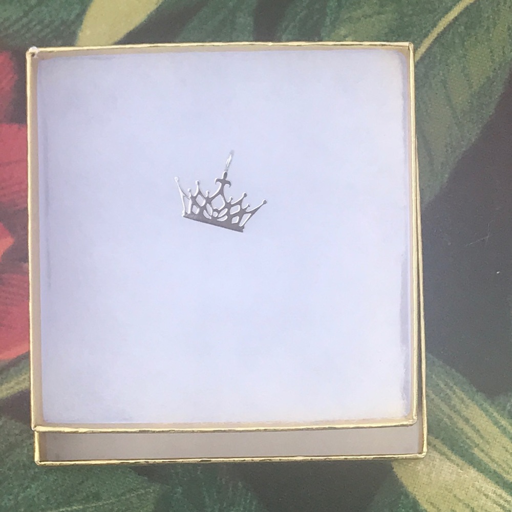 Solid sterling silver tiara/crown pendant New
